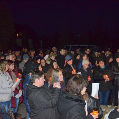 14 februarie: Teţcani: Sfinţirea unei grote dedicate persoanelor consacrate