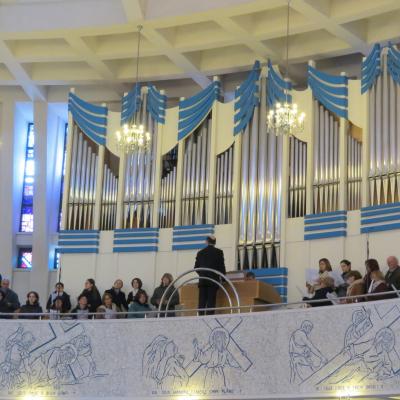 21 februarie: Iaşi: Salutul unui sfânt