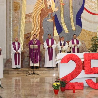21 februarie: Zaragoza (Spania): La 25 de ani de slujire în via Domnului