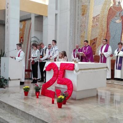 21 februarie: Zaragoza (Spania): La 25 de ani de slujire în via Domnului