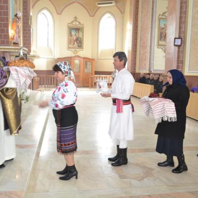 25-28 februarie: Faraoani: Zilele familiei şi milostivirii