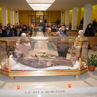 3-5 martie: Oneşti: Fericitul Ieremia, model de milostivire