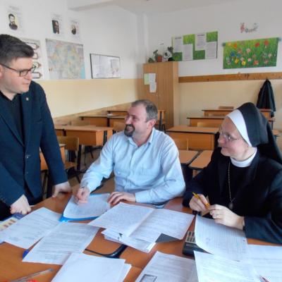 5 martie: Bacău şi Galaţi: Etapa judeţeană a Olimpiadei de Religie