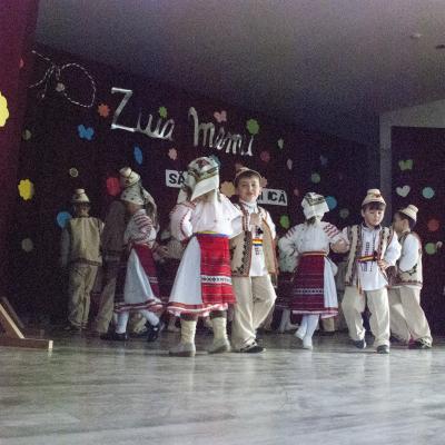 6 martie: Pildeşti: Mama unui cercetaş aleasă "Mama anului scout 2016"