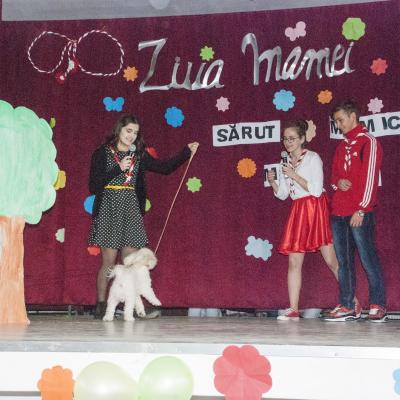 6 martie: Pildeşti: Mama unui cercetaş aleasă "Mama anului scout 2016"