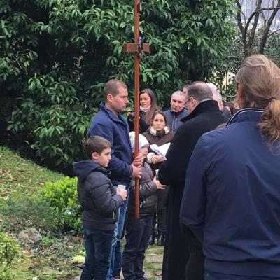 13 martie: Padova: Îngenuncheaţi în faţa crucii