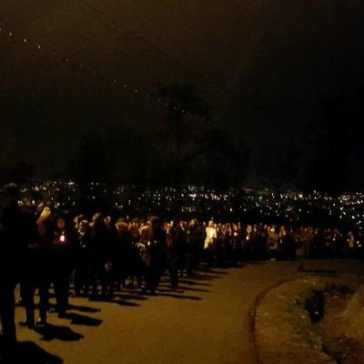 15 martie: Iaşi: "Îmbrăţişarea răscumpărării" - Calea sfintei cruci împreună cu tinerii pe dealul Cetăţuia