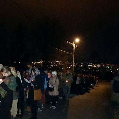 15 martie: Iaşi: "Îmbrăţişarea răscumpărării" - Calea sfintei cruci împreună cu tinerii pe dealul Cetăţuia