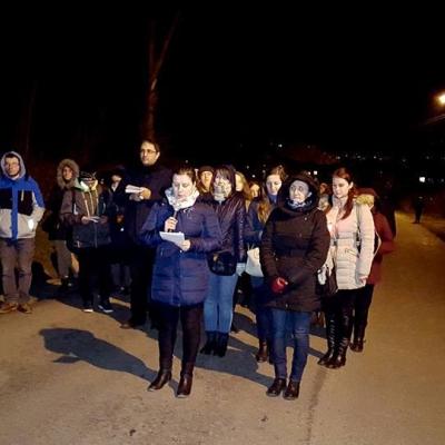 15 martie: Iaşi: "Îmbrăţişarea răscumpărării" - Calea sfintei cruci împreună cu tinerii pe dealul Cetăţuia