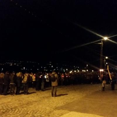 15 martie: Iaşi: "Îmbrăţişarea răscumpărării" - Calea sfintei cruci împreună cu tinerii pe dealul Cetăţuia