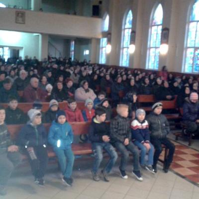 17-19 martie: Cleja: Misiuni populare "Divina milostivire" şi Floriile în Parohia "Sfântul Marcu"