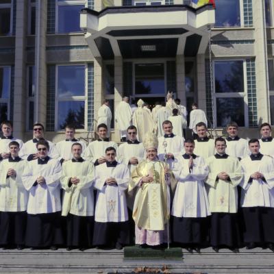 19 martie: Iaşi: Sărbătoarea hramului Seminarului şi conferirea lectoratului şi acolitatului