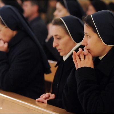 24 martie: Iaşi: Liturghia Cinei Domnului