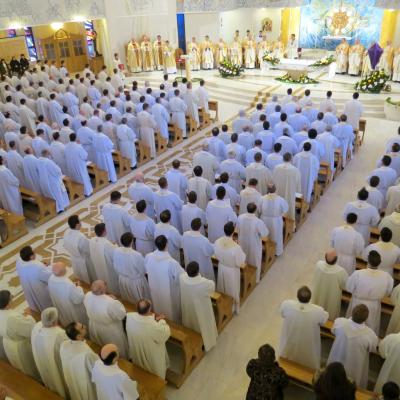 24 martie: Iaşi: Liturghia crismei (Foto: Andrei Gherghel)