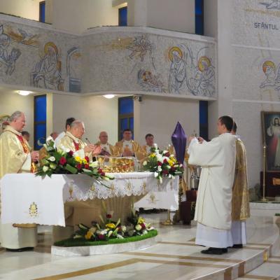 24 martie: Iaşi: Liturghia crismei (Foto: Andrei Gherghel)