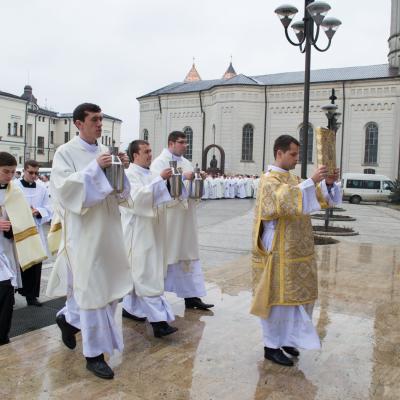 24 martie: Iaşi: Liturghia crismei (Foto: Marius Laurescu)