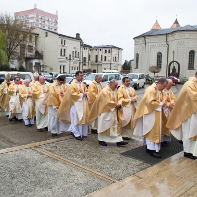 24 martie: Iaşi: Liturghia crismei (Foto: Marius Laurescu)