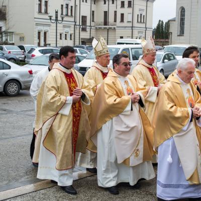 24 martie: Iaşi: Liturghia crismei (Foto: Marius Laurescu)