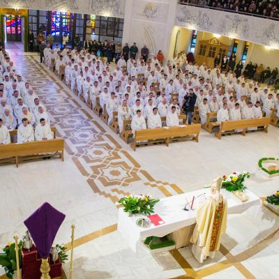 24 martie: Iaşi: Liturghia crismei (Foto: Marius Laurescu)