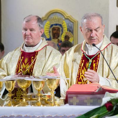 24 martie: Iaşi: Liturghia crismei (Foto: Marius Laurescu)