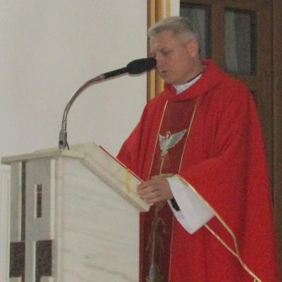 25 martie: Pustiana: Vinerea Mare, zi pentru caritate, rugăciune şi meditaţie