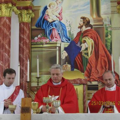 25 martie: Pustiana: Vinerea Mare, zi pentru caritate, rugăciune şi meditaţie