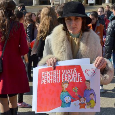 26 martie: Iaşi: Pentru viaţă, pentru femeie, pentru familie