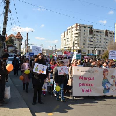 26 martie: Iaşi: Pentru viaţă, pentru femeie, pentru familie