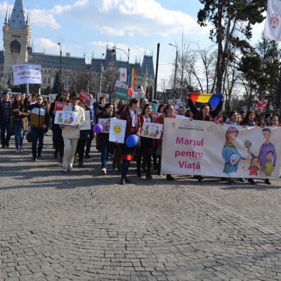 26 martie: Iaşi: Pentru viaţă, pentru femeie, pentru familie