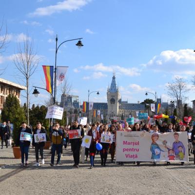 26 martie: Iaşi: Pentru viaţă, pentru femeie, pentru familie