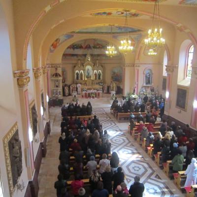 27 martie: Huşi: Sărbătoarea Paştelui 2016 în Parohia "Naşterea Sfintei Fecioare Maria"