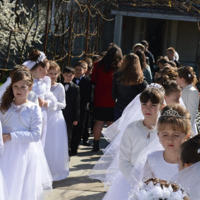 3 aprilie: Gherăeşti: Prima Sfântă Împărtăşanie