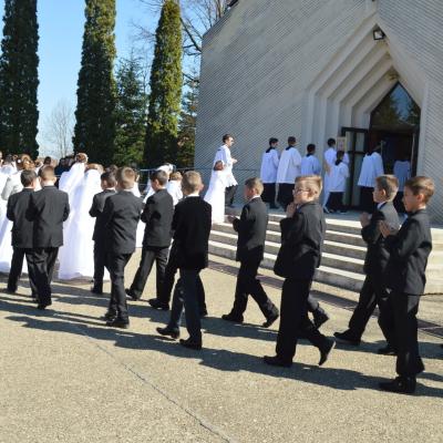 3 aprilie: Gherăeşti: Prima Sfântă Împărtăşanie