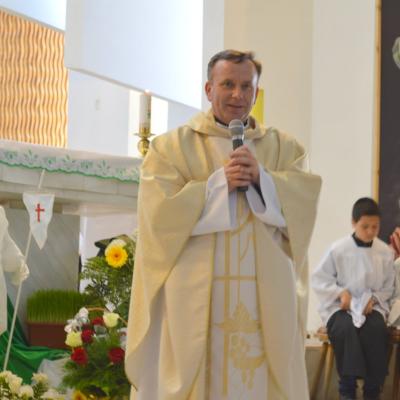 3 aprilie: Gherăeşti: Prima Sfântă Împărtăşanie