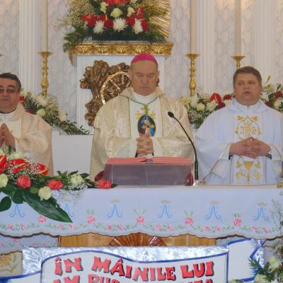 4 aprilie: Baraţi: Sărbătoare în comunitatea surorilor "Slujitoarele lui Cristos - Marelui Preot"