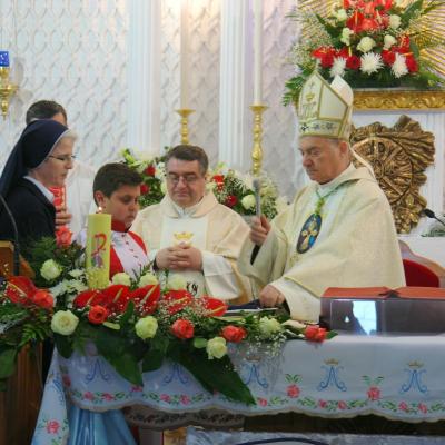 4 aprilie: Baraţi: Sărbătoare în comunitatea surorilor "Slujitoarele lui Cristos - Marelui Preot"