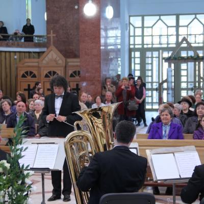 10 aprilie: Bacău: Concert aniversar