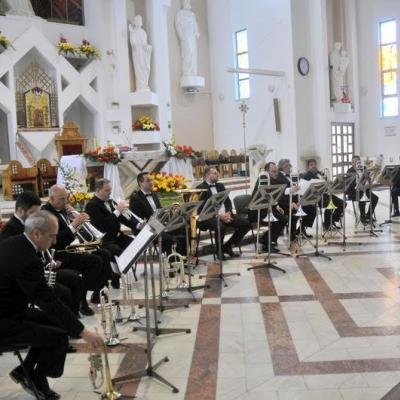 10 aprilie: Bacău: Concert aniversar