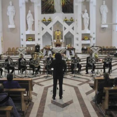 10 aprilie: Bacău: Concert aniversar