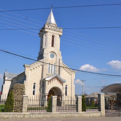12-17 aprilie: Luncaşi: Misiuni populare