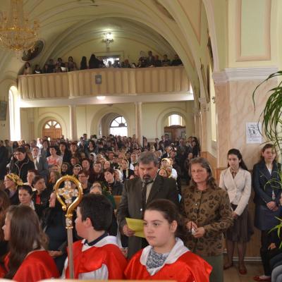 12-17 aprilie: Luncaşi: Misiuni populare