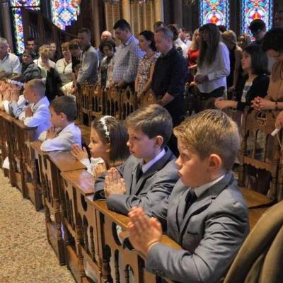 16 aprilie: Montserrat: Prima Împărtăşanie pentru copiii din Lleida şi Tarragona