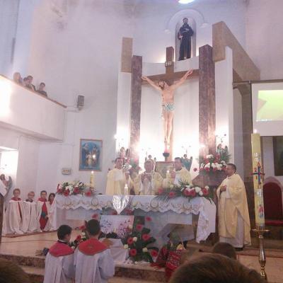 17 aprilie: Cleja "Sfântul Francisc": Prima Împărtăşanie