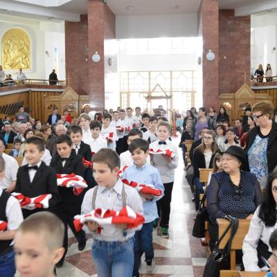 17 aprilie: Bacău: Încredinţarea mandatului ministrantului în Parohia "Sfântul Nicolae"
