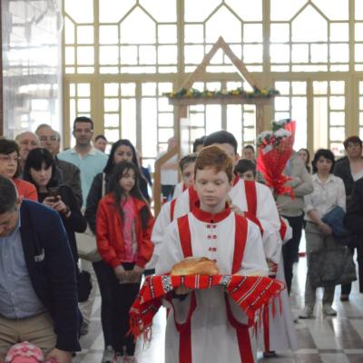17 aprilie: Bacău: Încredinţarea mandatului ministrantului în Parohia "Sfântul Nicolae"