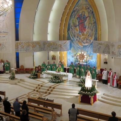 12 august: Iaşi: Liturghia cu prohod pentru odihna sufletului reginei Ana a României