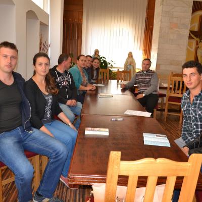 13 august: Bacău: "Era nevoie şi de o astfel de latură". Impresii de la cursul pentru logodnici