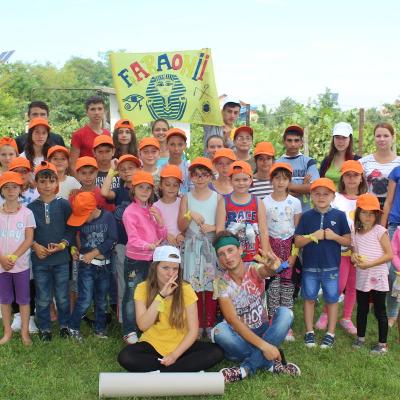 16-21 august: Baraţi: Campusul "Diferiţi, dar împreună!"