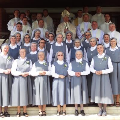 20 august: Izvoare (BC): Jubileul de 25 de ani de viaţă consacrată