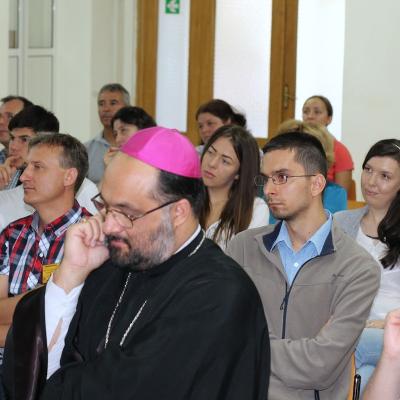 26-28 august: Iaşi: Simpozion dedicat familiei, "semnul milostivirii lui Dumnezeu pentru lume şi pentru Biserică"